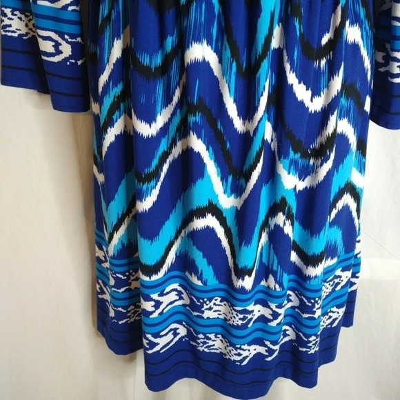 Adorable Blue Off the Shoulders Dress EUC ❤️ - Picture 3 of 9